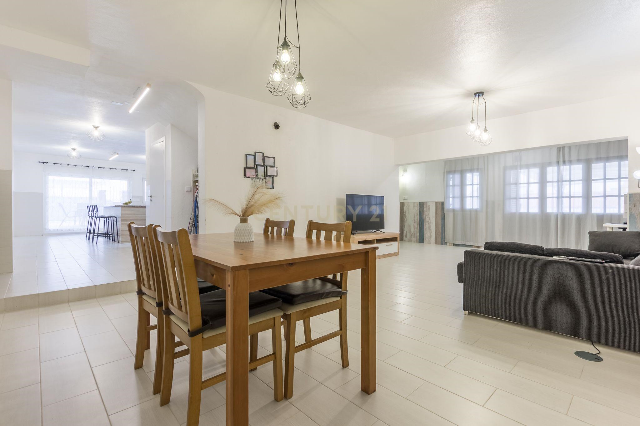 5-room detached house in Quinta do Conde