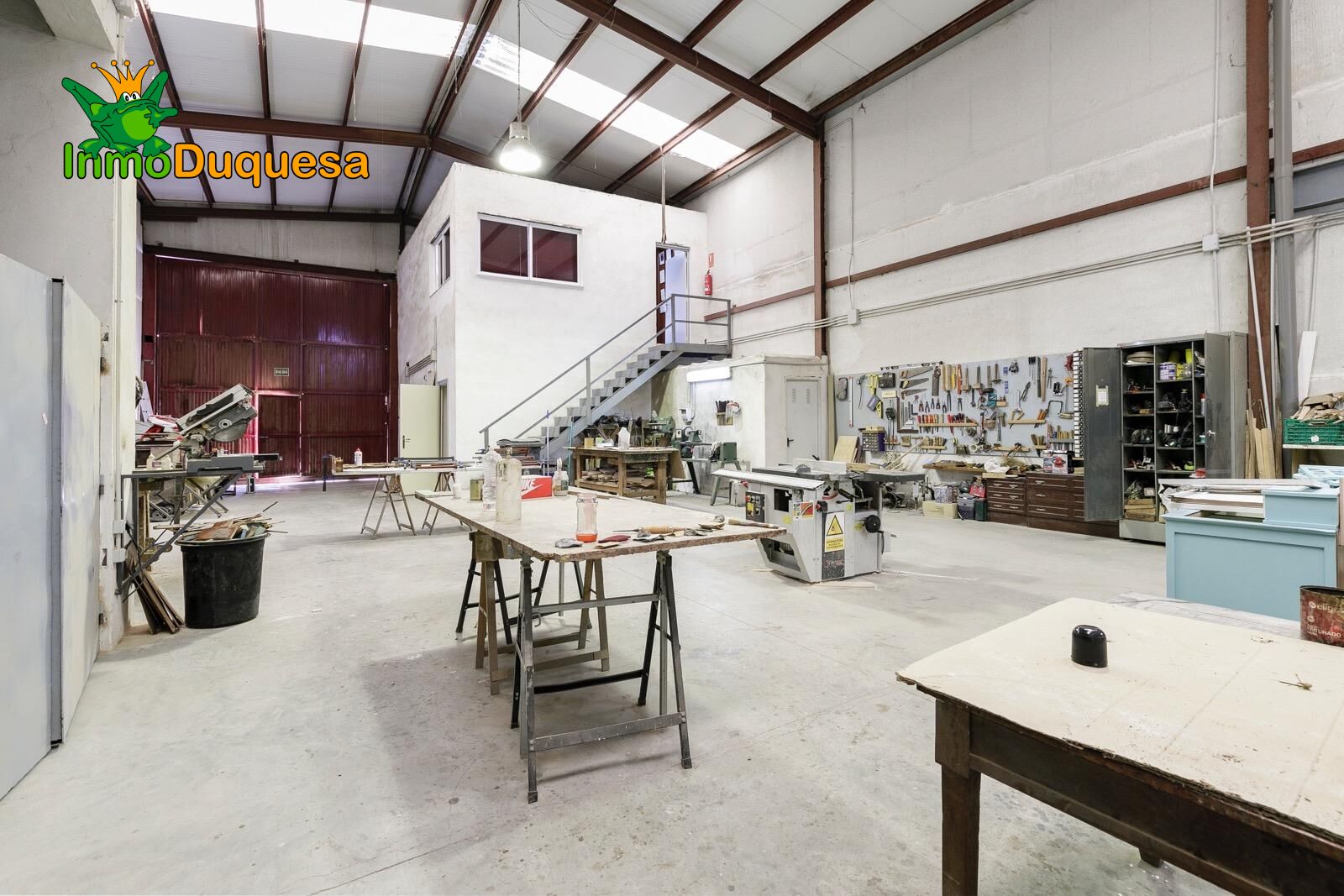 INDUSTRIAL WAREHOUSE in Cijuela. Close to the airport.