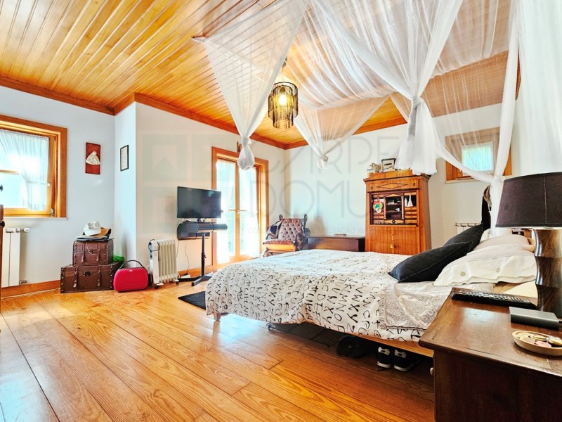 Excellent villa T4 +2 with swimming pool, in Santo Estêvão, Benavente