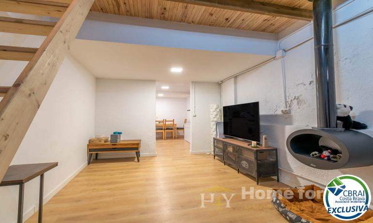 Home for sale, Castelló Nou (Girona, Spain)