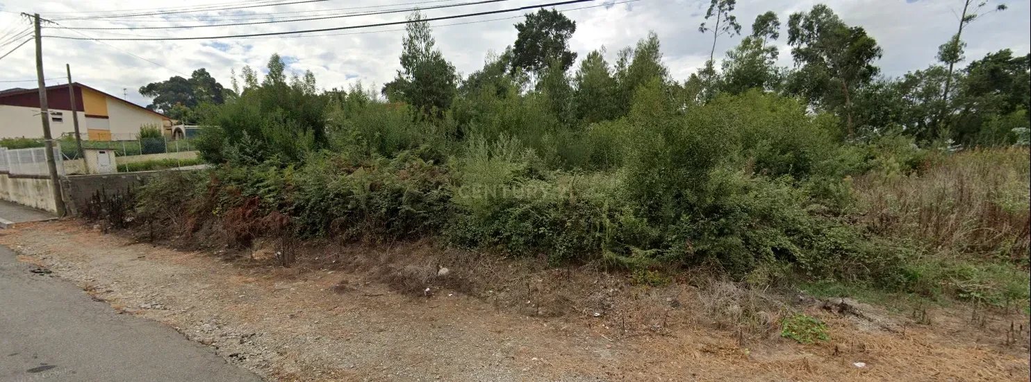 Spacious 687.55m² Plot in Porto, Vila Nova de Gaia - €75,000