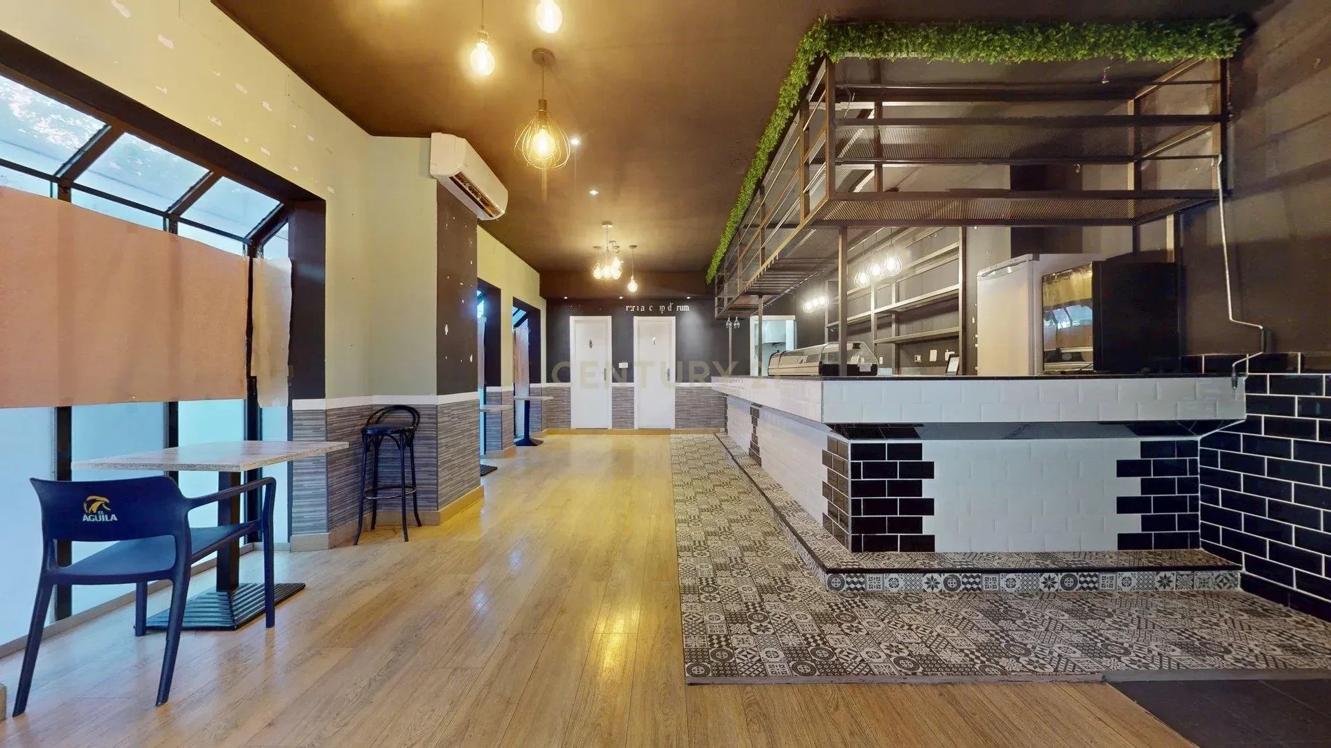 Charming Bar for Sale in Alcalá de Henares, Madrid