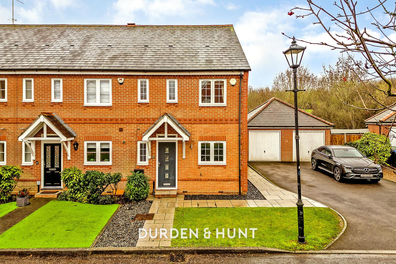 Home for sale in Loughton, United Kingdom