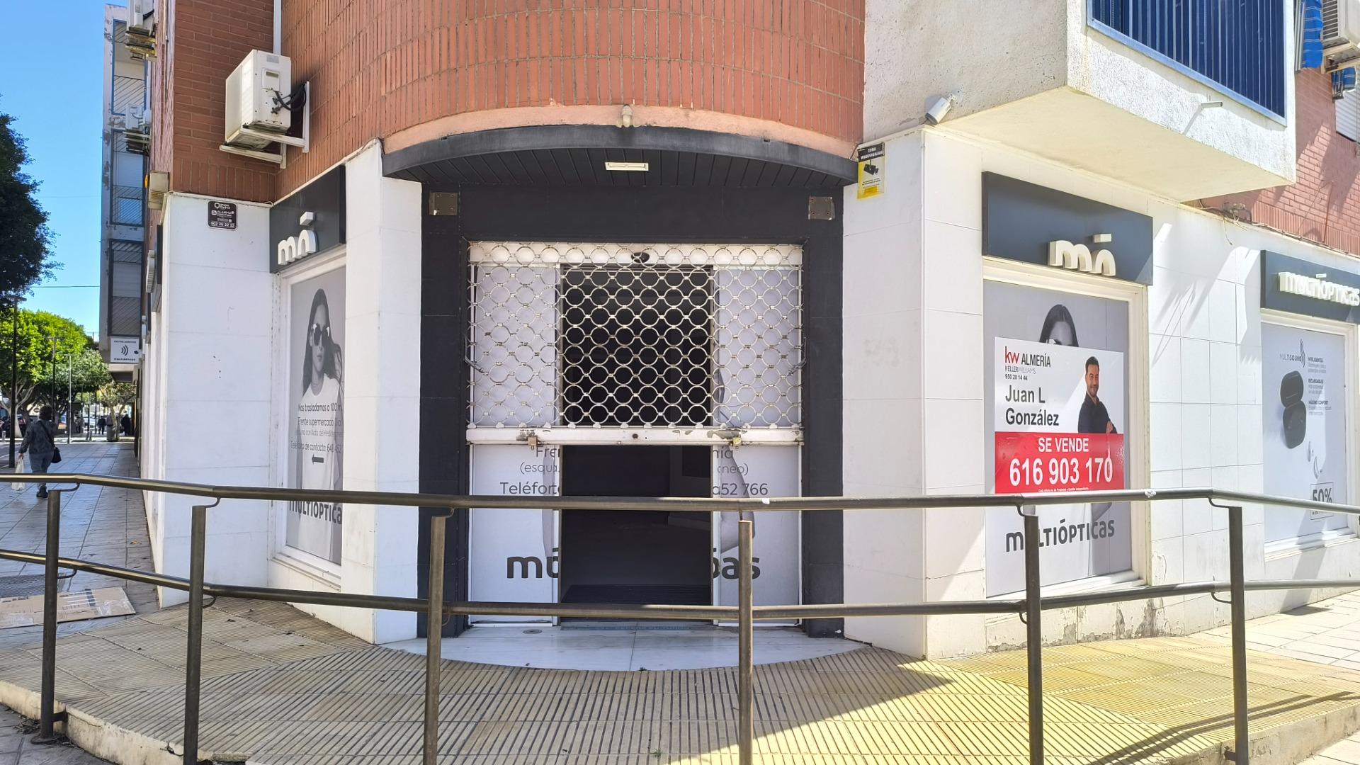 Commercial for sale in Almería, Spain