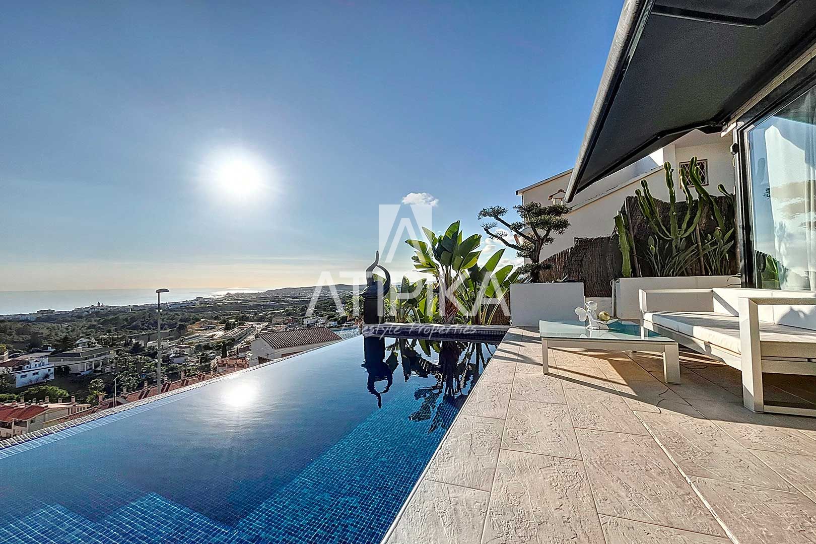 Home for sale, Llevantina-Montgavina-Quintmar (Sitges, Spain)