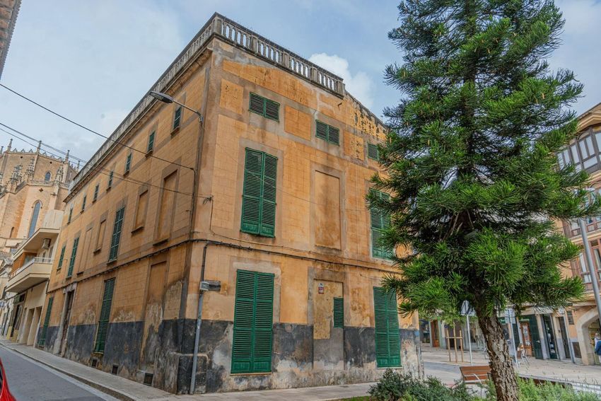 Building for sale in Manacor, Spain