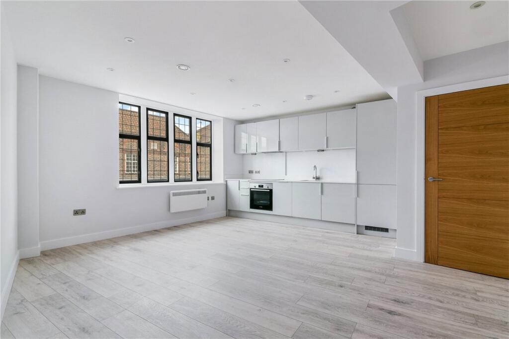 High Street, Beckenham, BR3