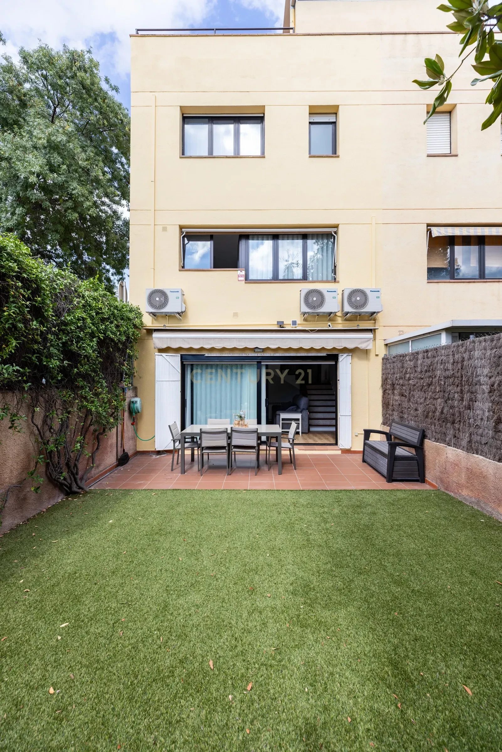 Exclusive Corner House in Can Rosés with Exceptional Views and Modern Comforts