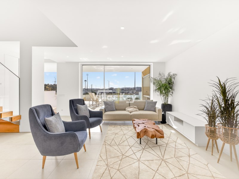 Modern 3-Bedroom Villa with Pool for Sale in Lagos - Algarve