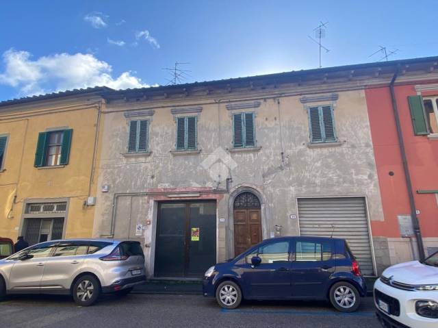 Building for sale, LABORATORIO VIA IV NOVEMBRE, 28 (Pistoia, Italy)