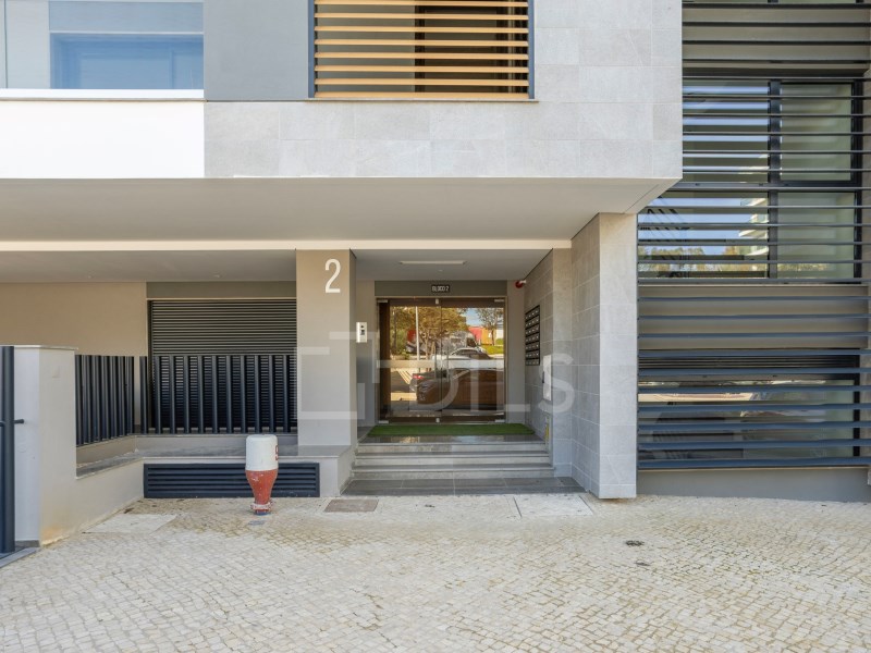 2 bedroom apartment, with balcony, in Faro