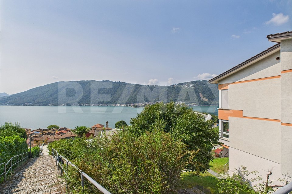 Ideale residenza / appartamento di vacanze - giardino, vista lago e accoglienti locali