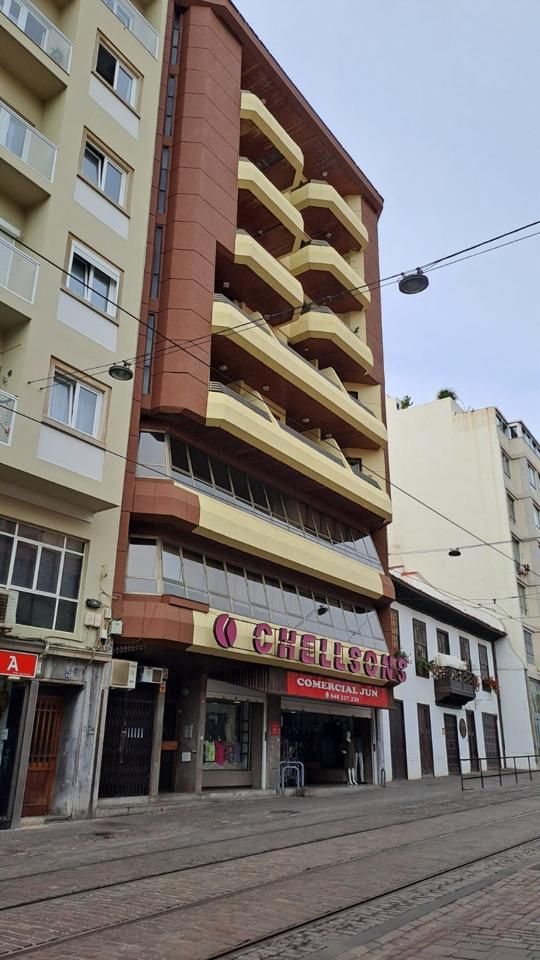 Building for sale in Santa Cruz de Tenerife, Spain