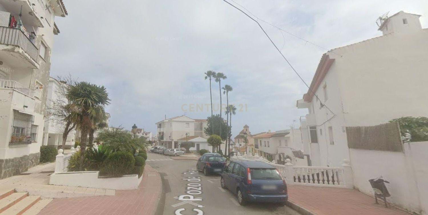 PROPERTY WITHOUT POSSESSION AND WITHOUT ACCESS TO THE INTERIOR. PROPERTY WITHOUT POSSESSION AND WITHOUT ACCESS TO THE INTERIOR.