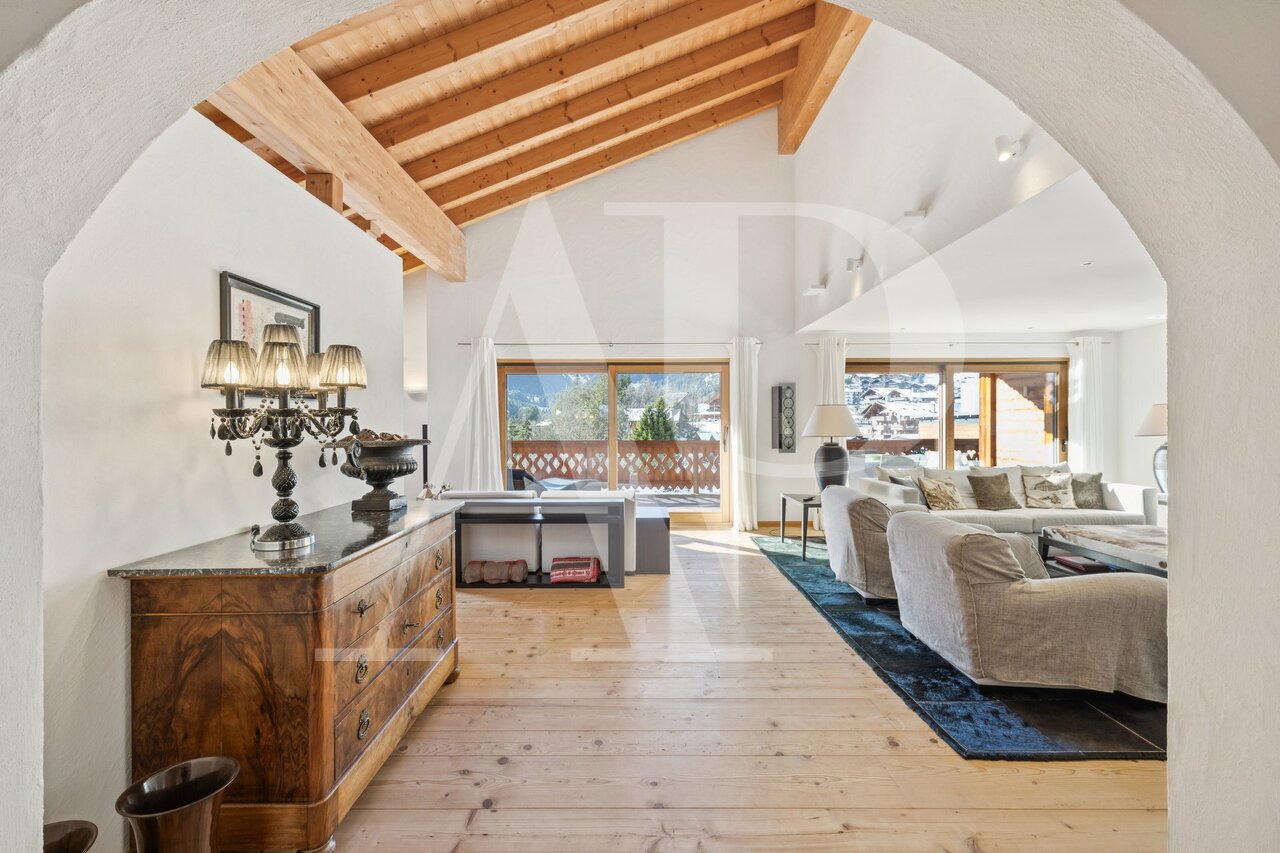 Sole agent - Exceptional alpine-chic duplex