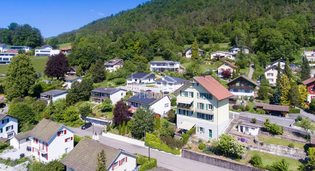 A box seat for nature lovers