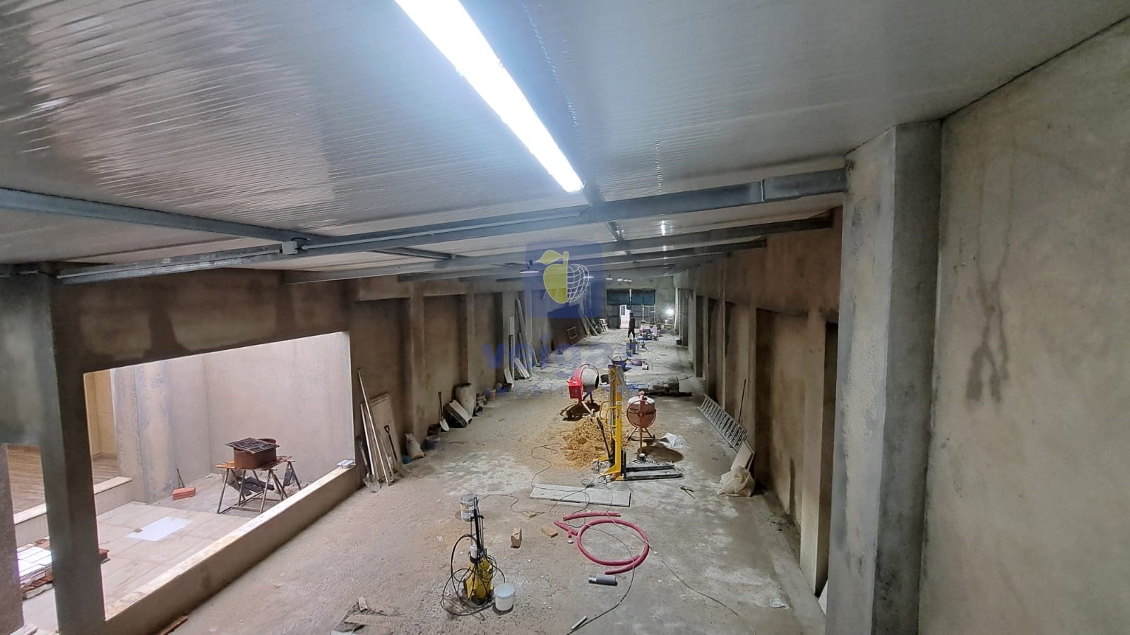 Warehouse for Sale in Baixa da Banheira