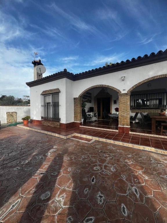 House-Villa For sell in Chiclana De La Frontera in Cádiz