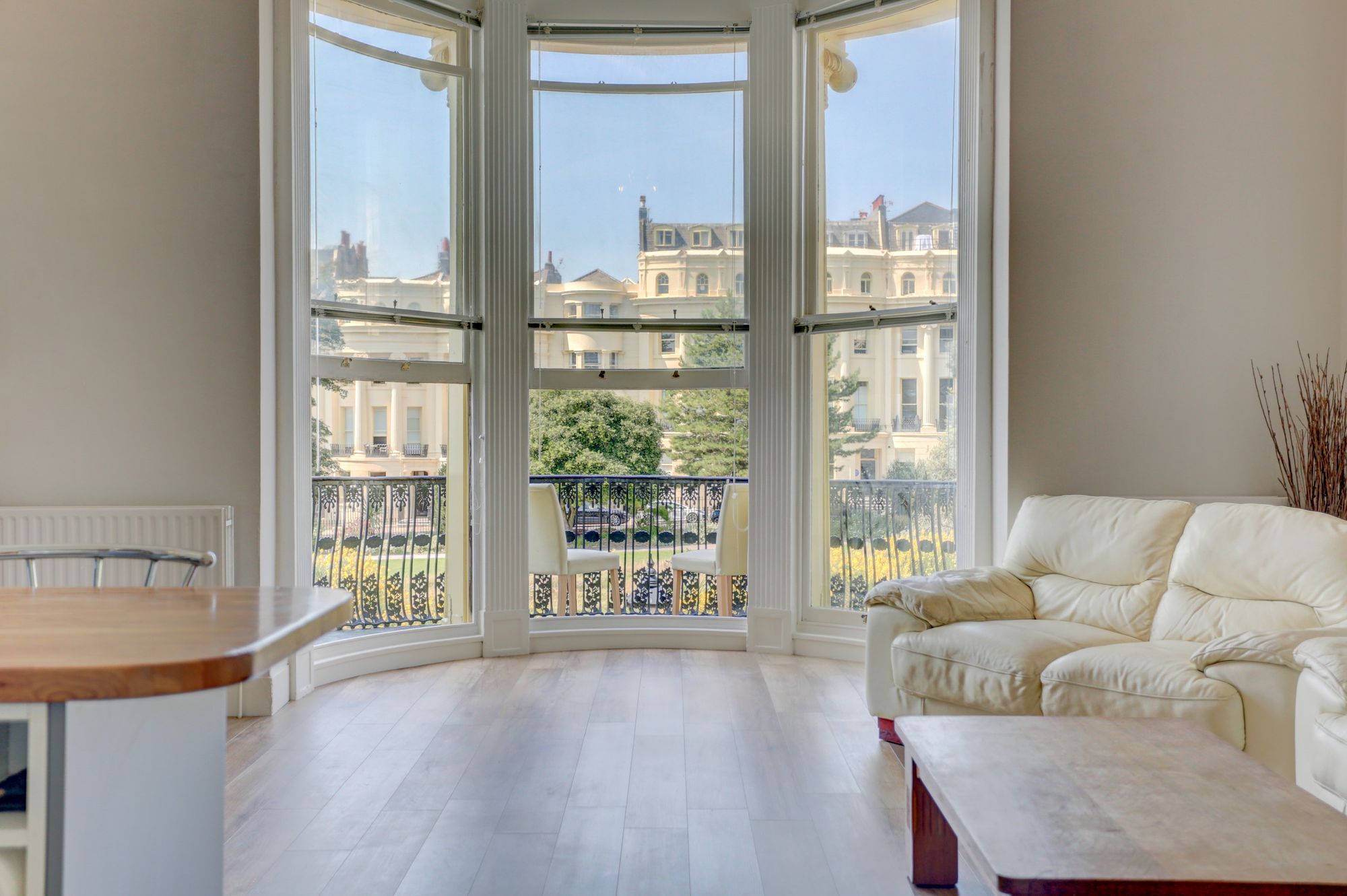 Flat: for sale in Hove Hove