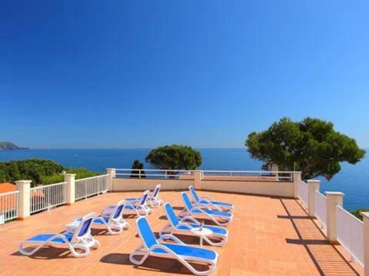 Building for sale in Llançà, Spain