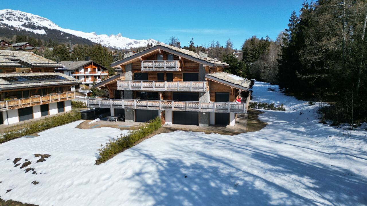 Apartment in Residential Chalet Minergie® Built in 2022