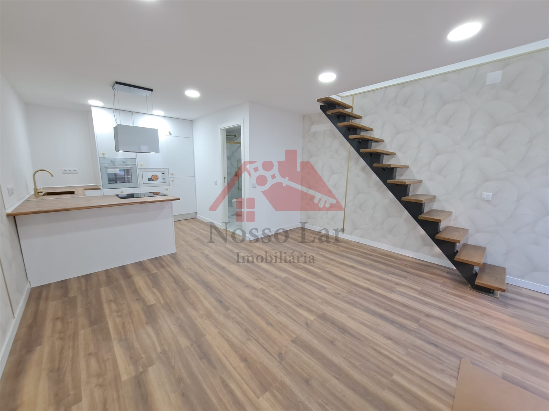 Building for sale, Setúbal, Palmela, Palmela, Portugal (Palmela, Portugal)