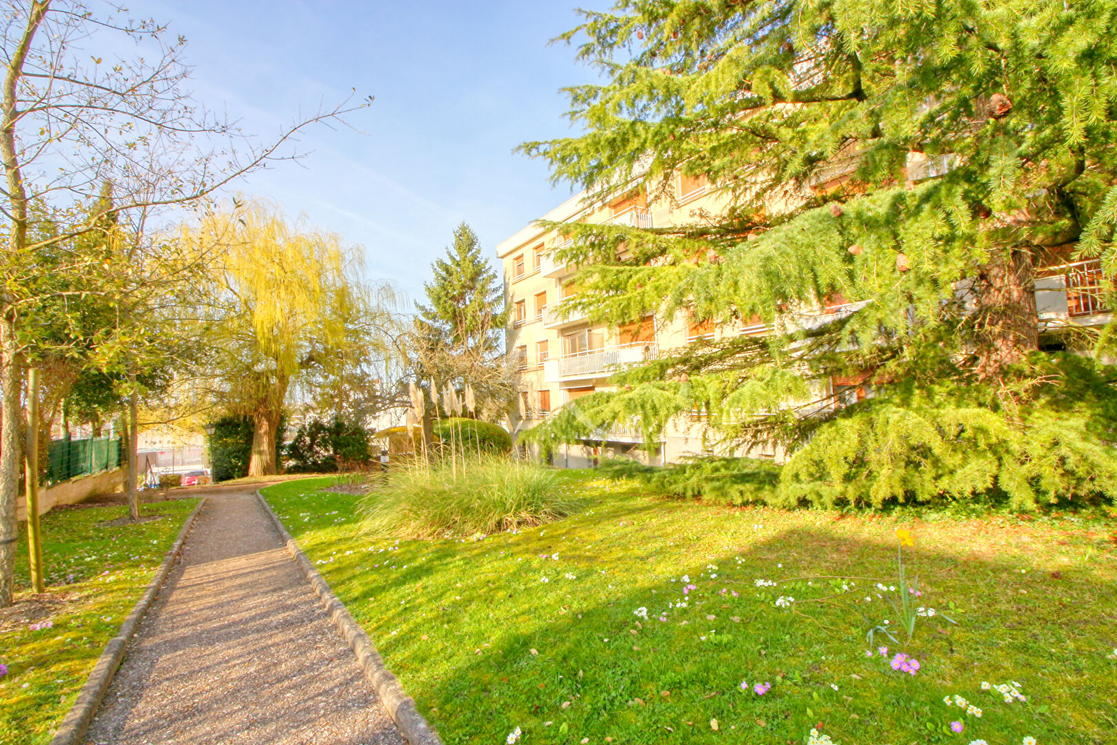 Condo for sale in Antony, France