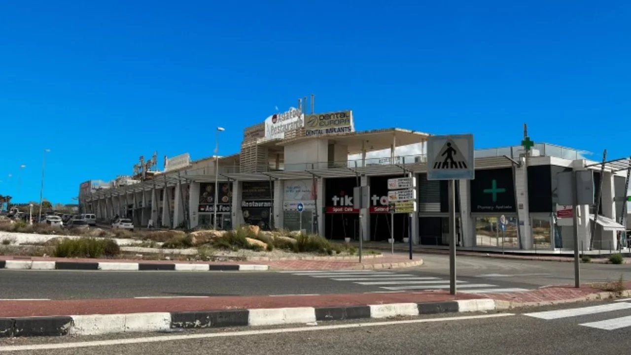 Building for sale in Quesada, Spain