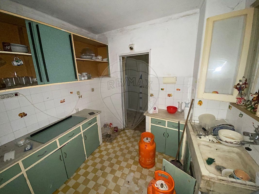 Building for sale in Abrantes, Portugal