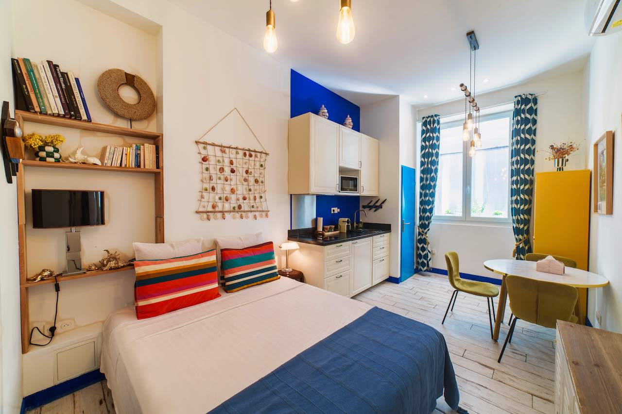 IDEAL INVESTISSEURS 3 furnished tourist accommodation Vieux-Port