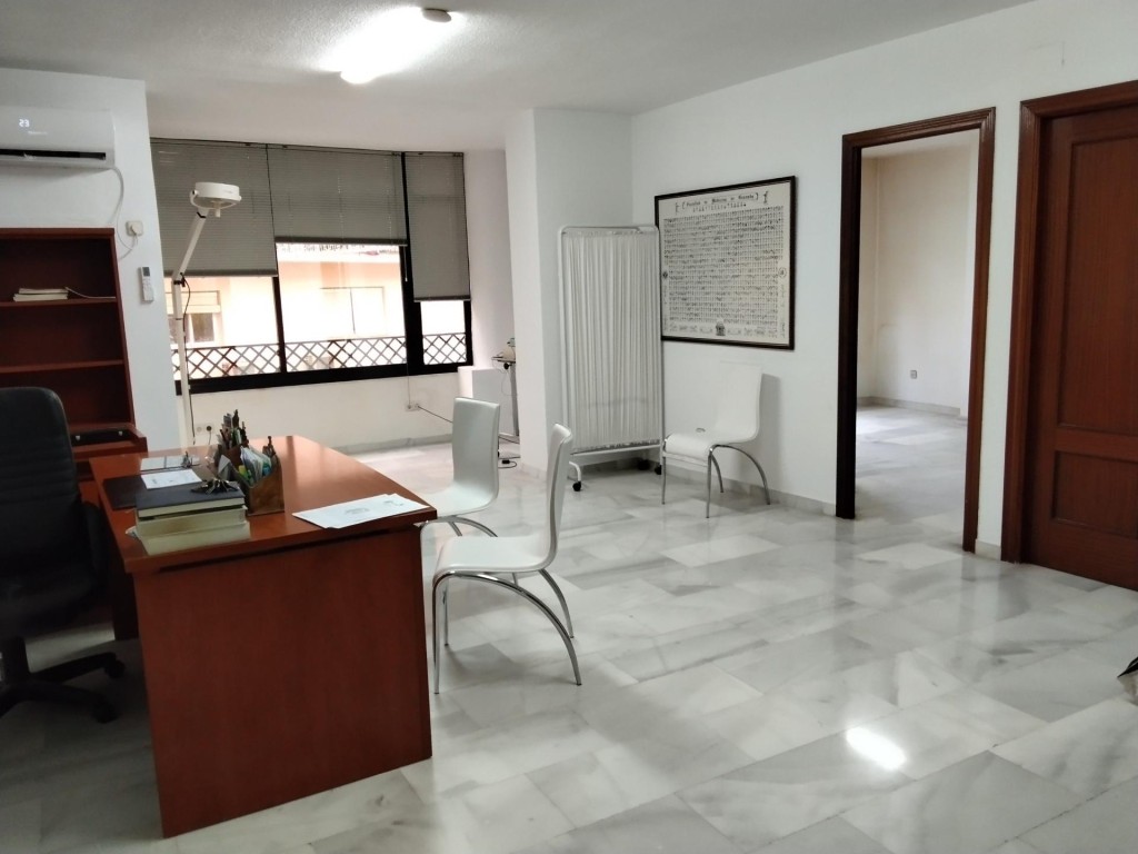 Apartment For sell in Almuñecar in Granada