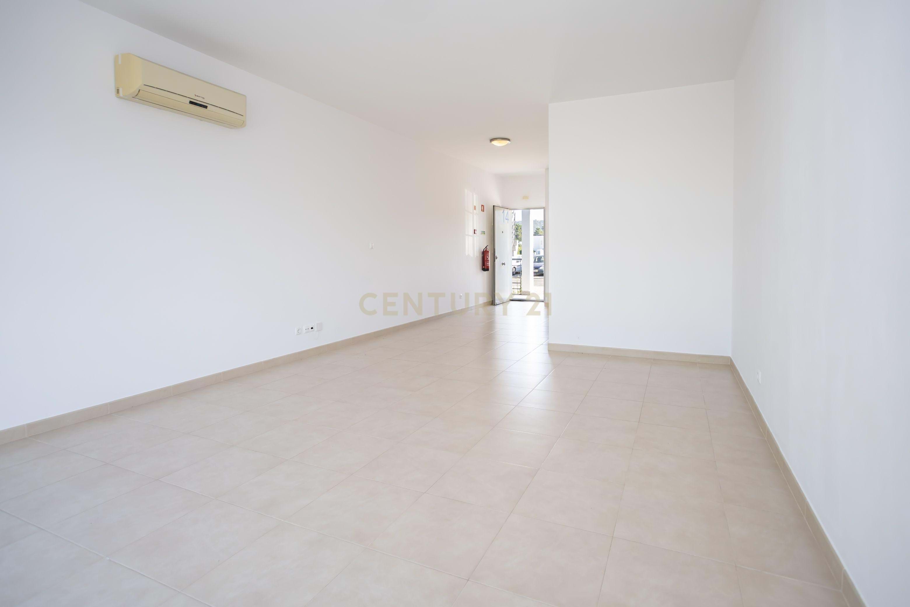 0 bedroom apartment in a gated community in Palmela Village – Quinta do Anjo