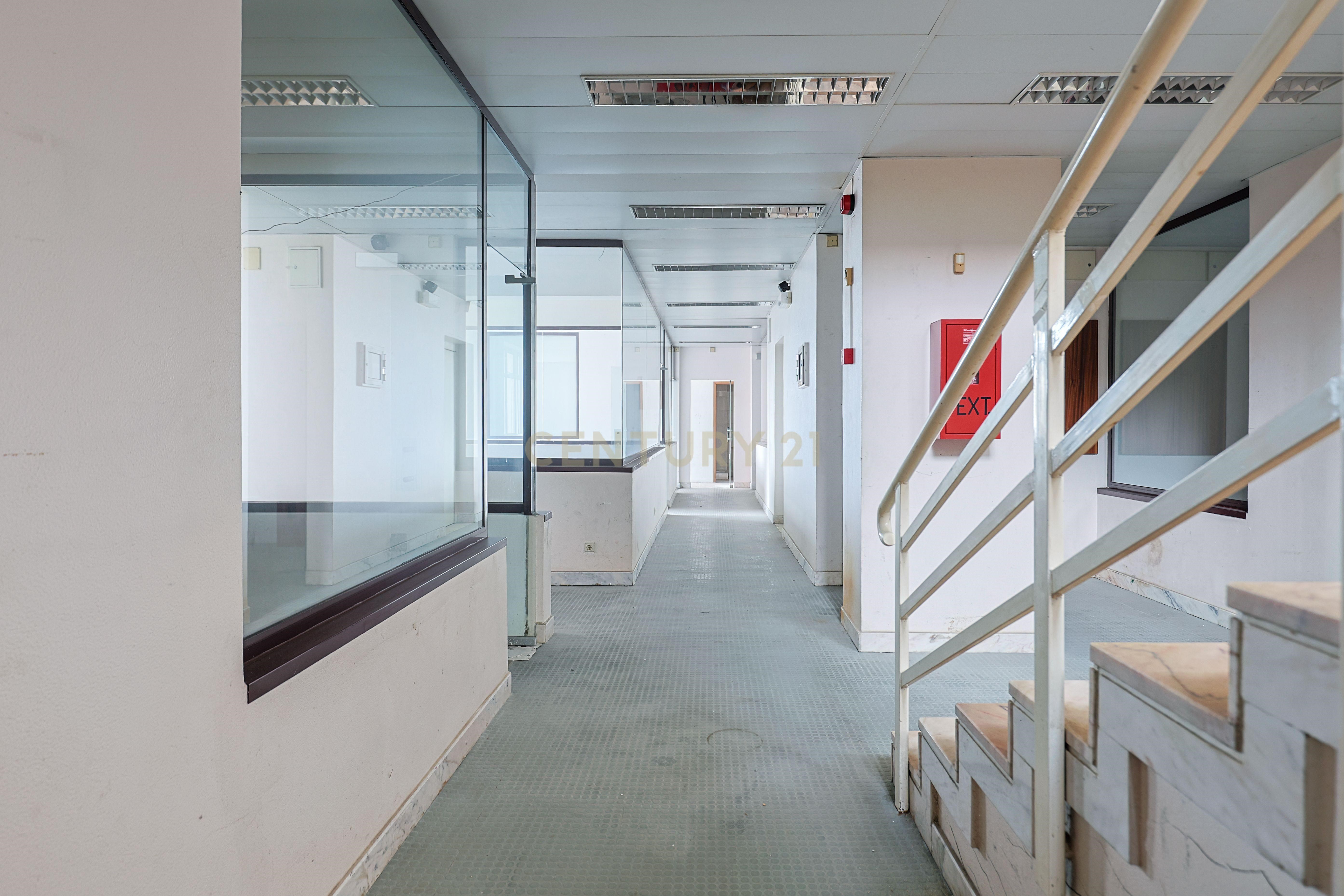 11 Block Premises for Sale | 326 m²