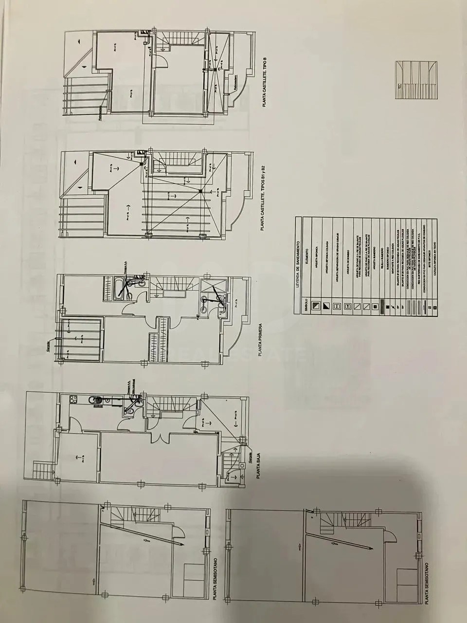 Casa adosada 4 dormitorios - 114 m2