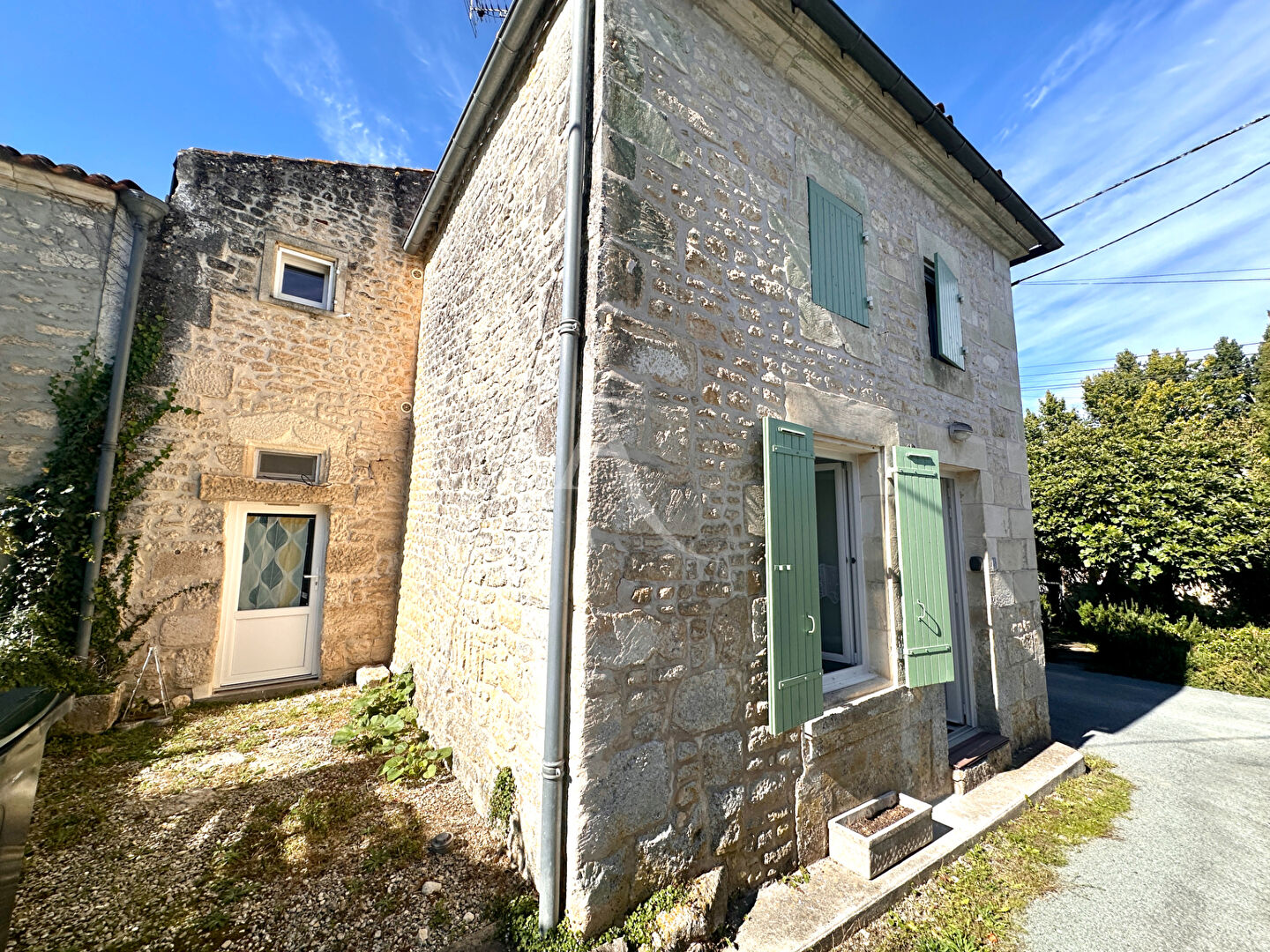 Home for sale in Port-d'Envaux, France