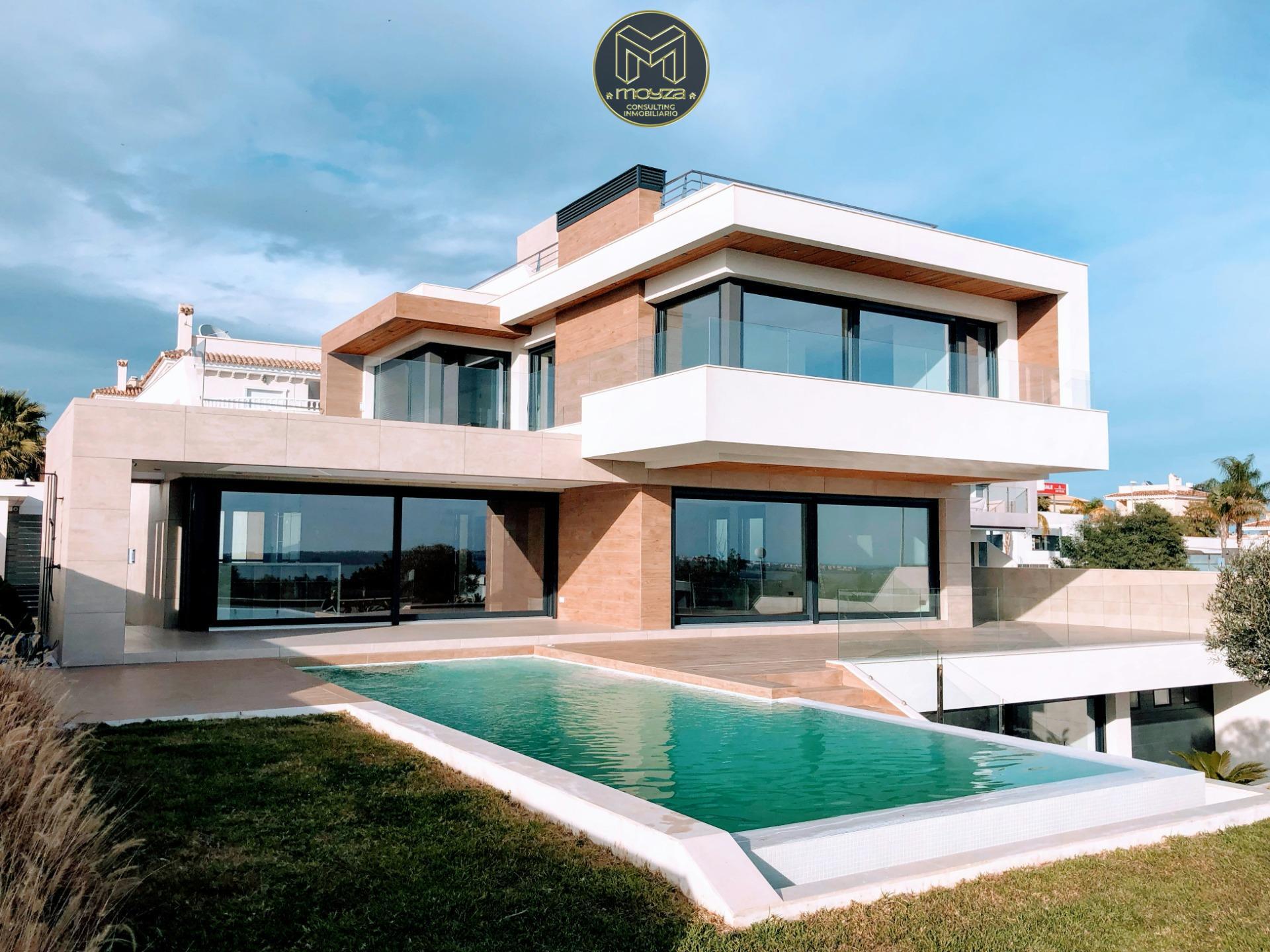 MODERN VILLAS PROJECT IN MANILVA