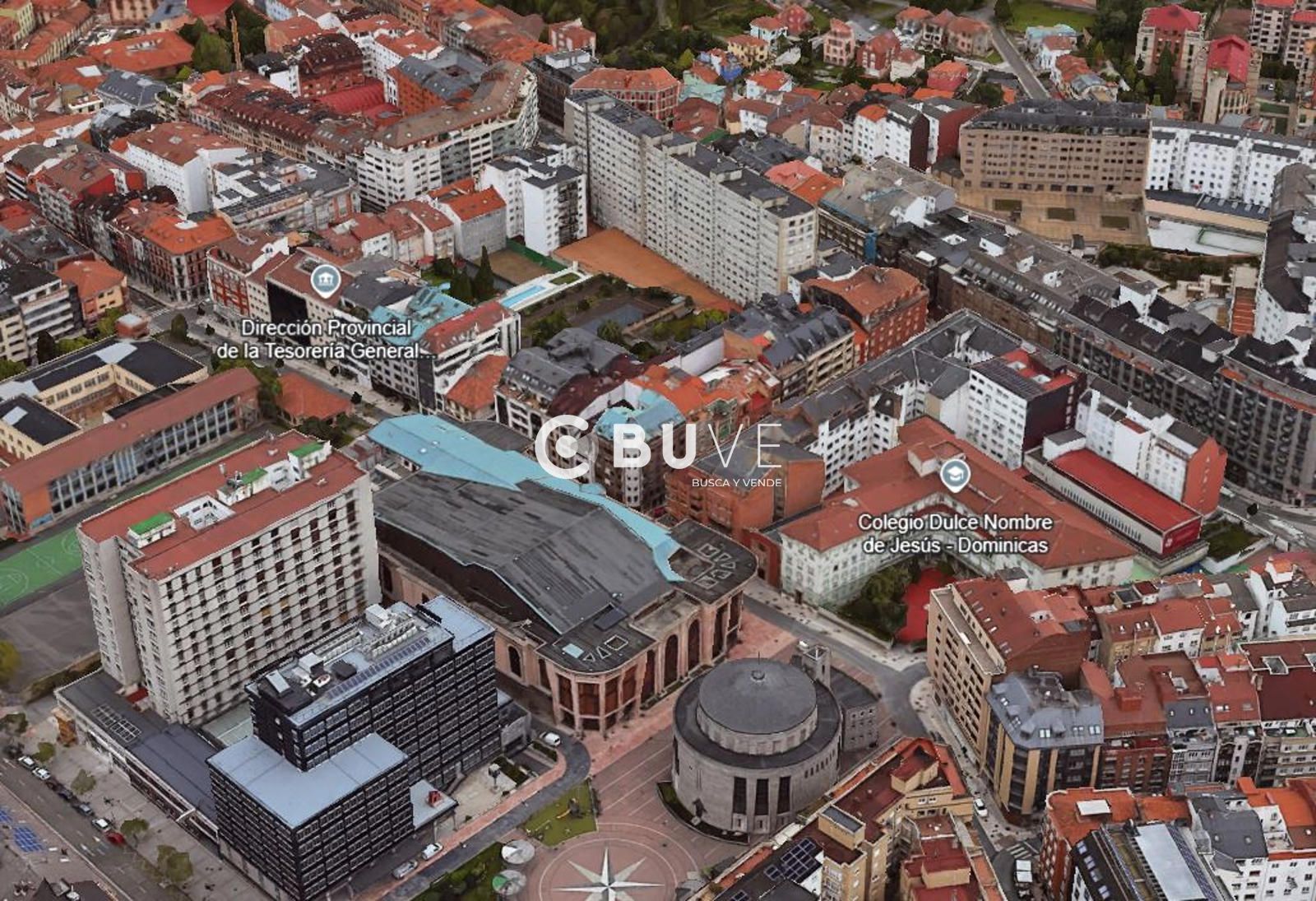 Building for sale in Oviedo, Spain