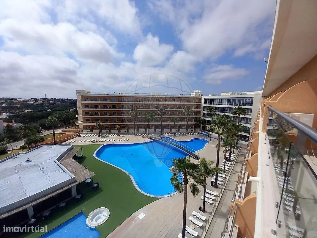 Commercial for sale, Faro (Albufeira e Olhos de Água, Portugal)