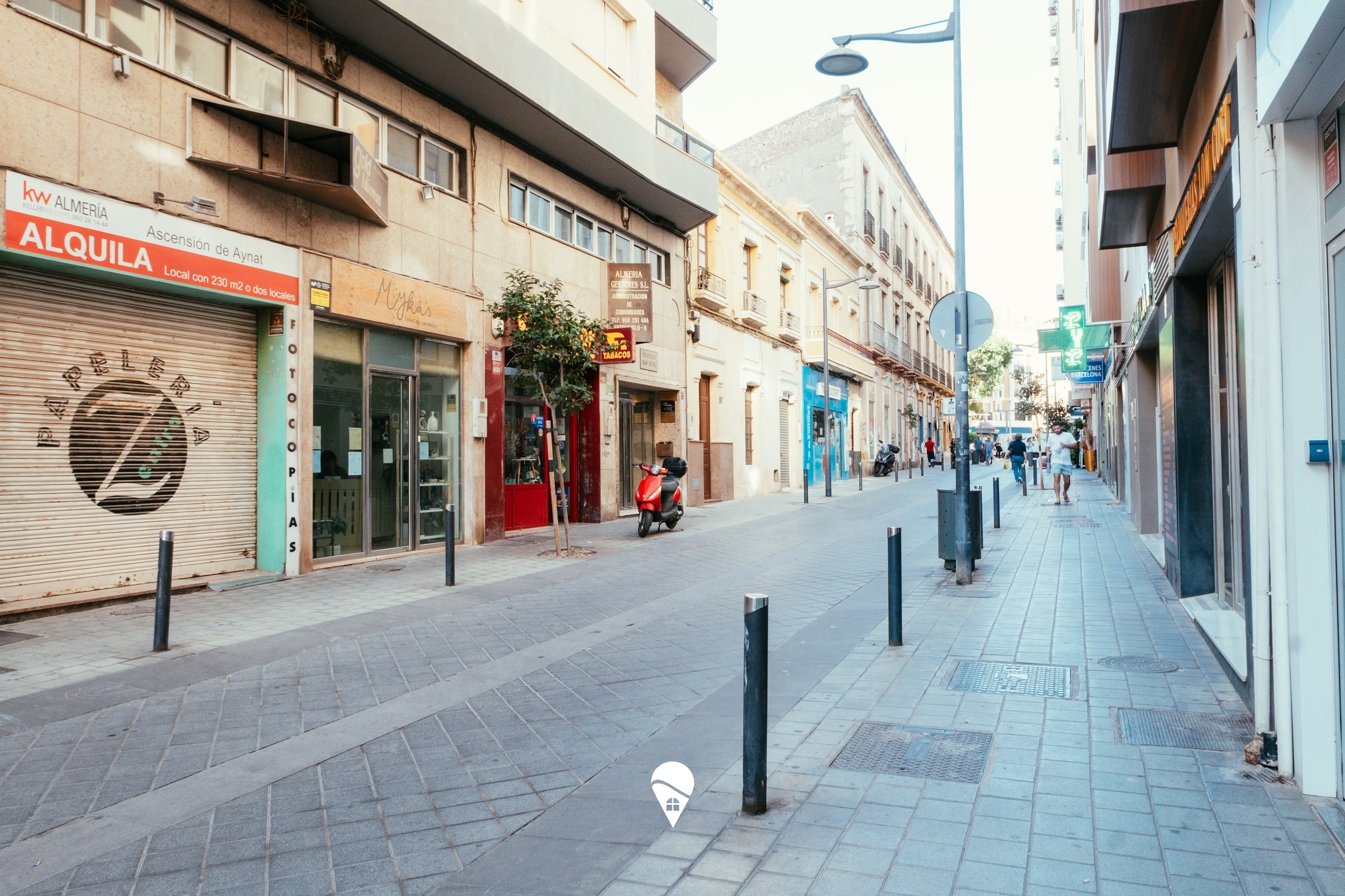 Apartment for sale in Calle Juan Lirola, 16