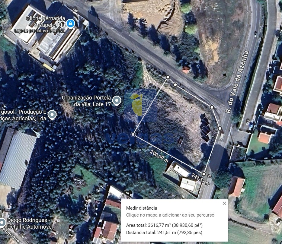 Industrial land for construction of a 1815m2 warehouse