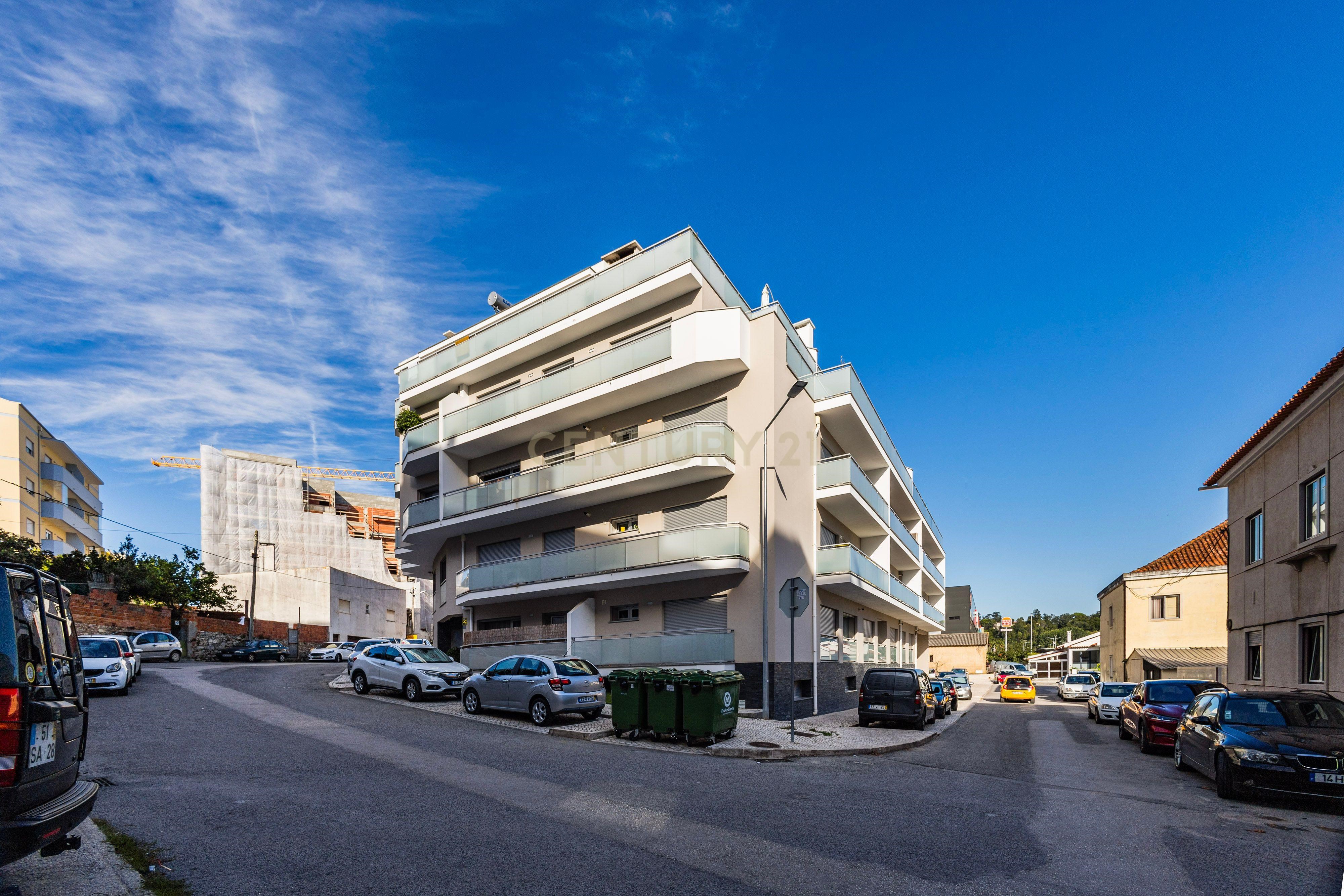 3 bedroom apartment with 175m2 of private area in the City Center of Leiria