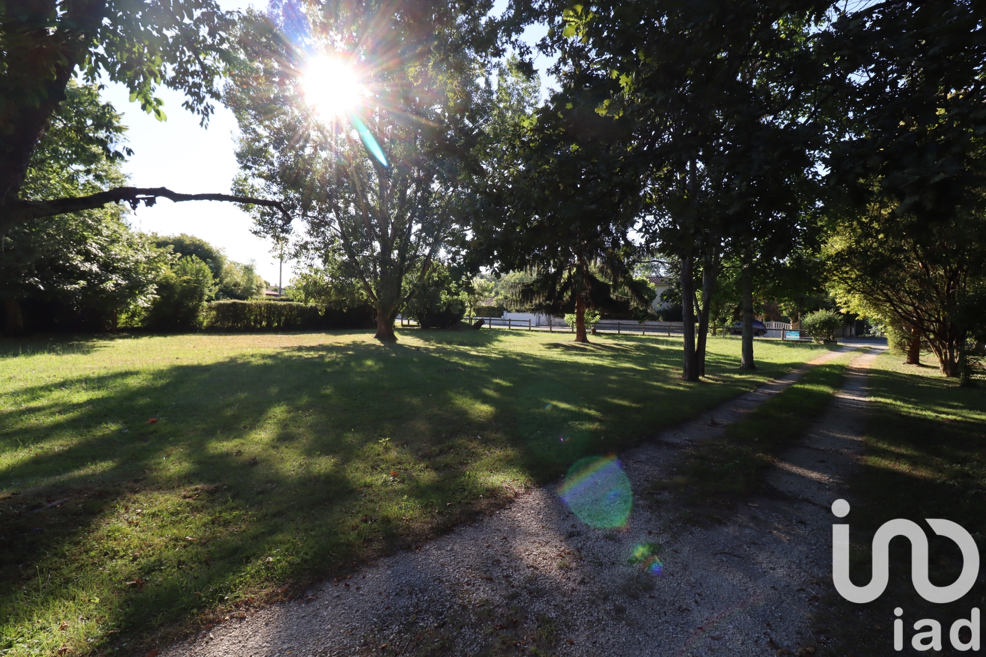 Land Plot for sale in Artigues-près-Bordeaux, France