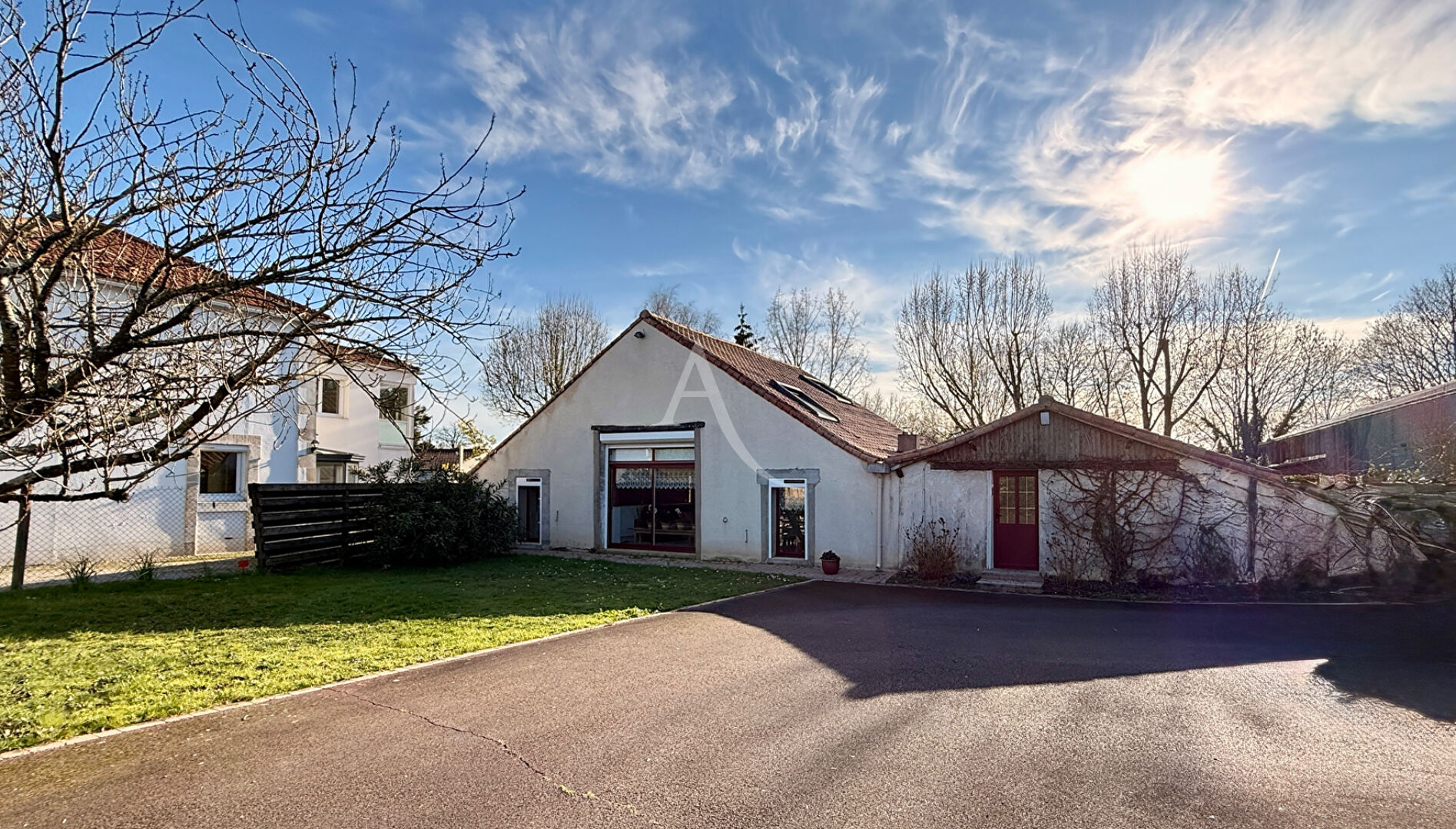 Home for sale, 151 Rue Duchesne de Denant, 85000 La Roche-sur-Yon, France (La Roche-sur-Yon, France)