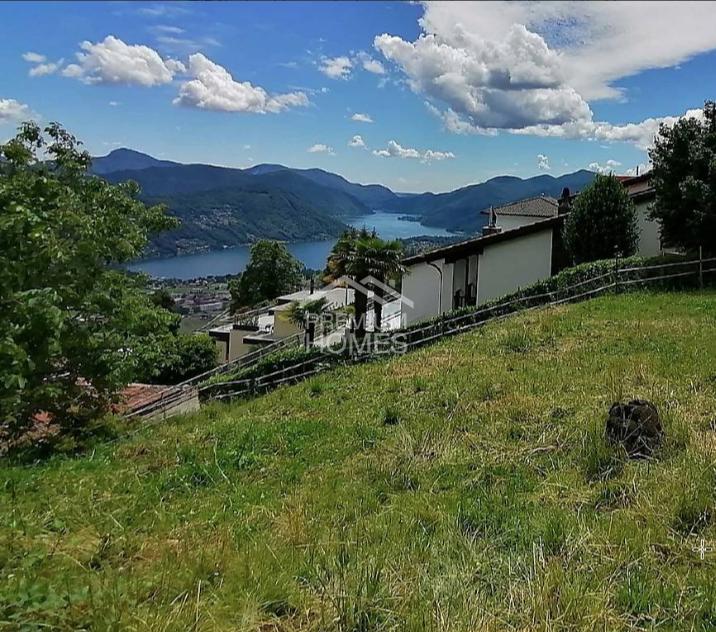 Dream property with a view - In Ticino's residential paradise