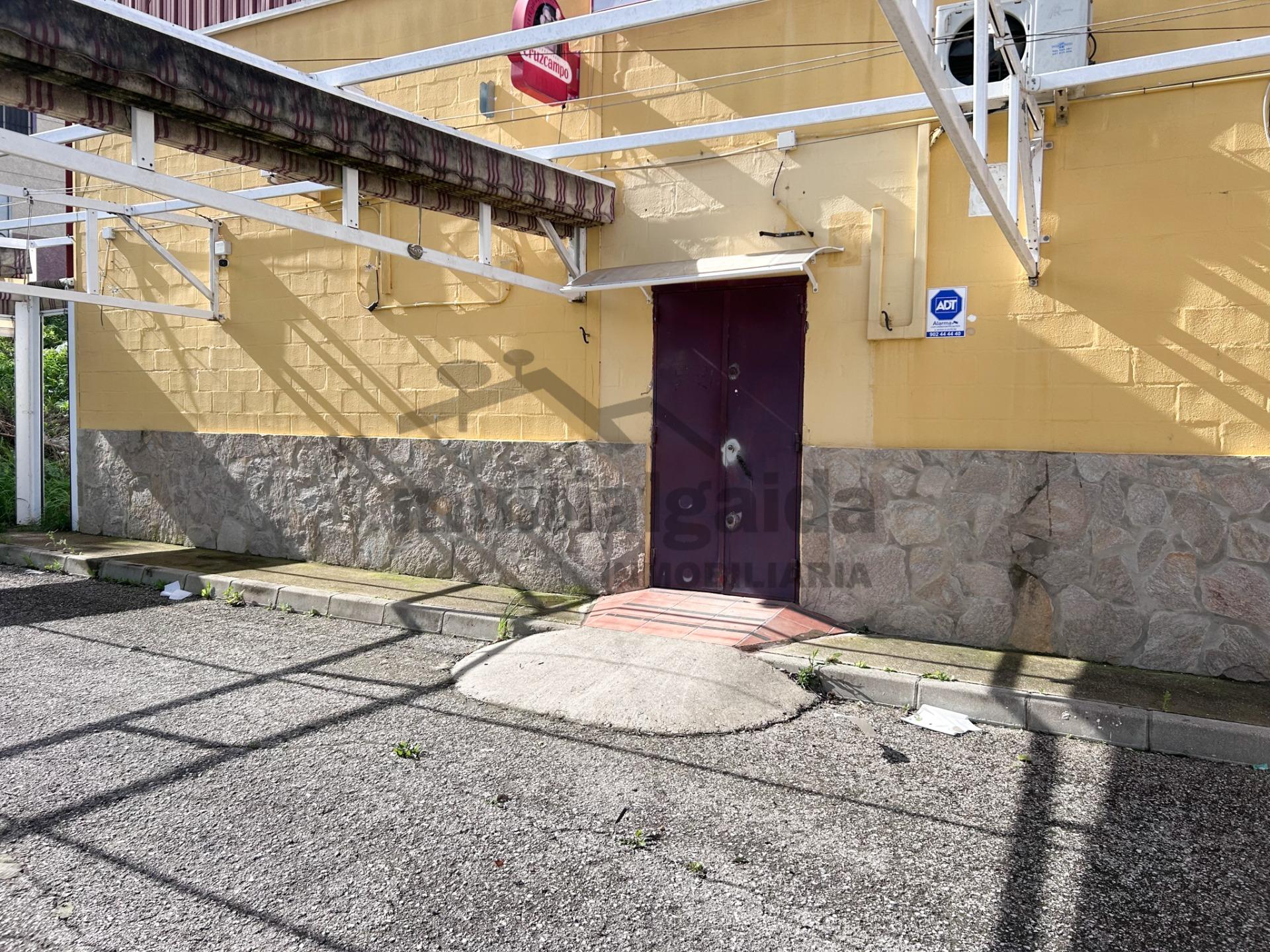 INDUSTRIAL WAREHOUSE FITTED OUT AS A BAR IN POLIGONO EL PORTAL