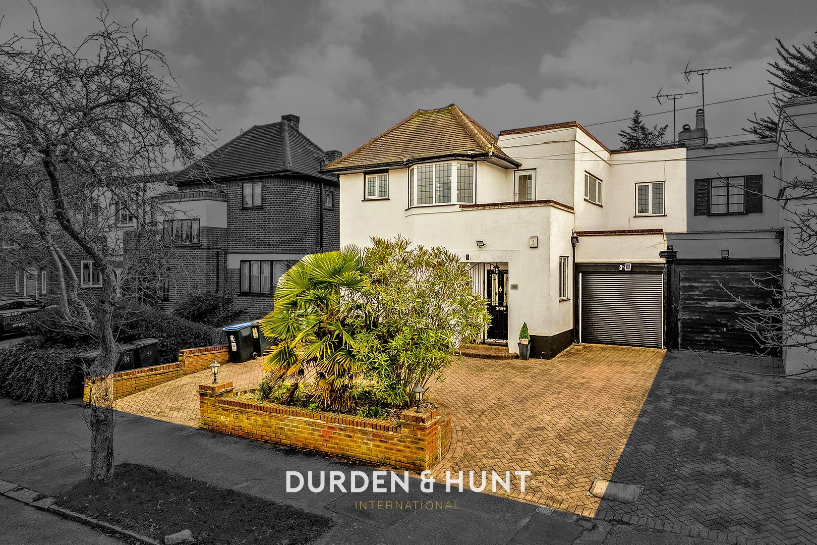 Home for sale in Chigwell, United Kingdom