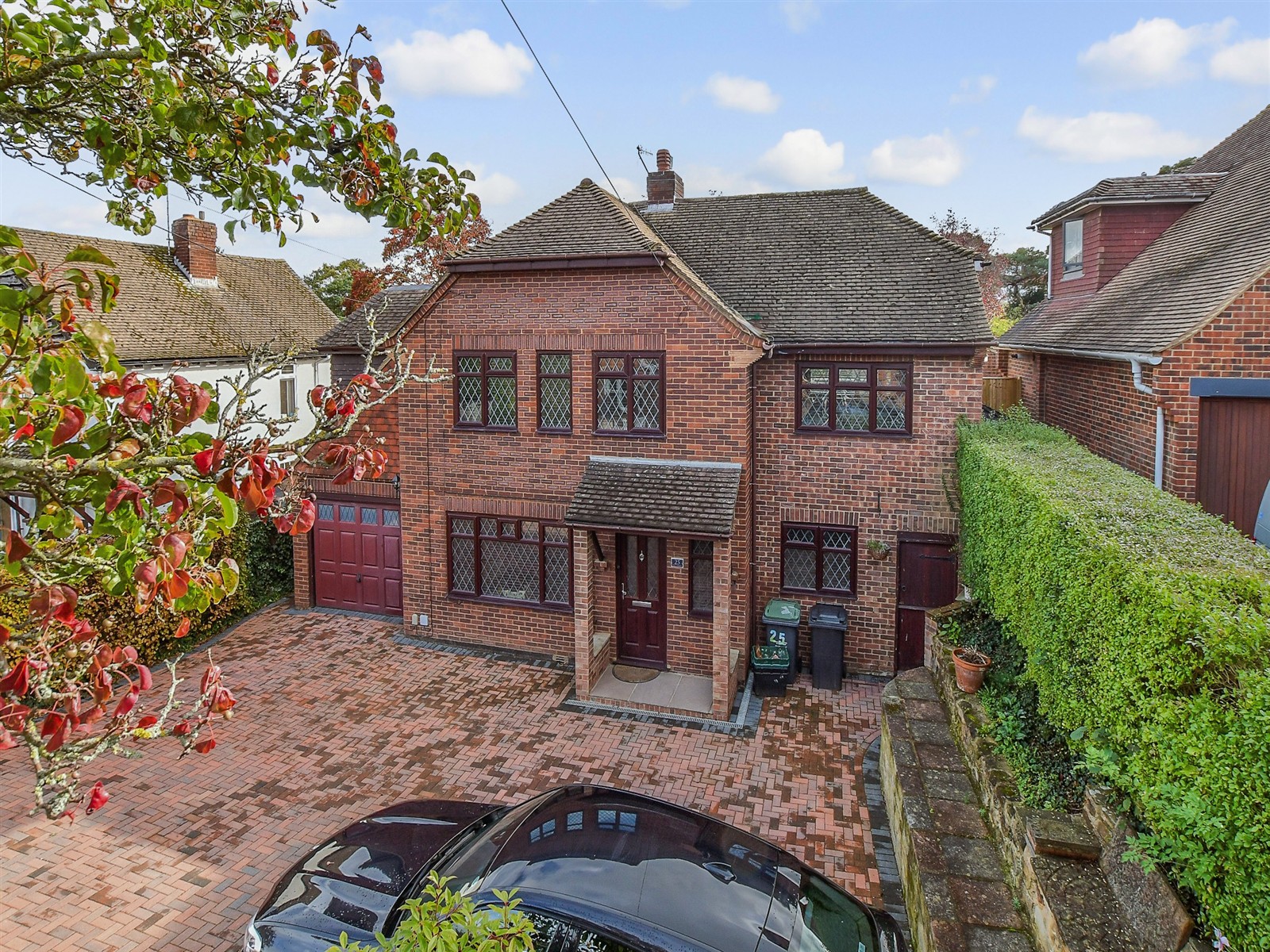 Detached House: for sale in Tonbridge