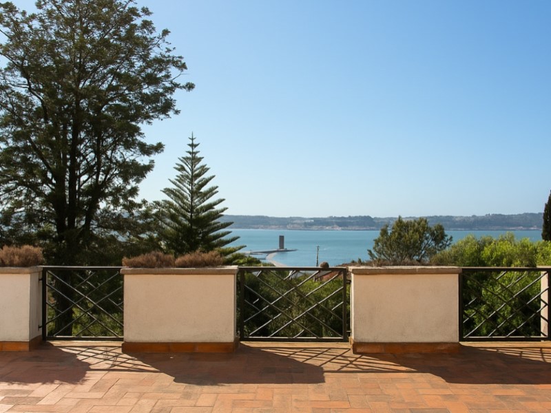 Stunning spacious villa for complete renovation with unique details and excellent panoramic river views