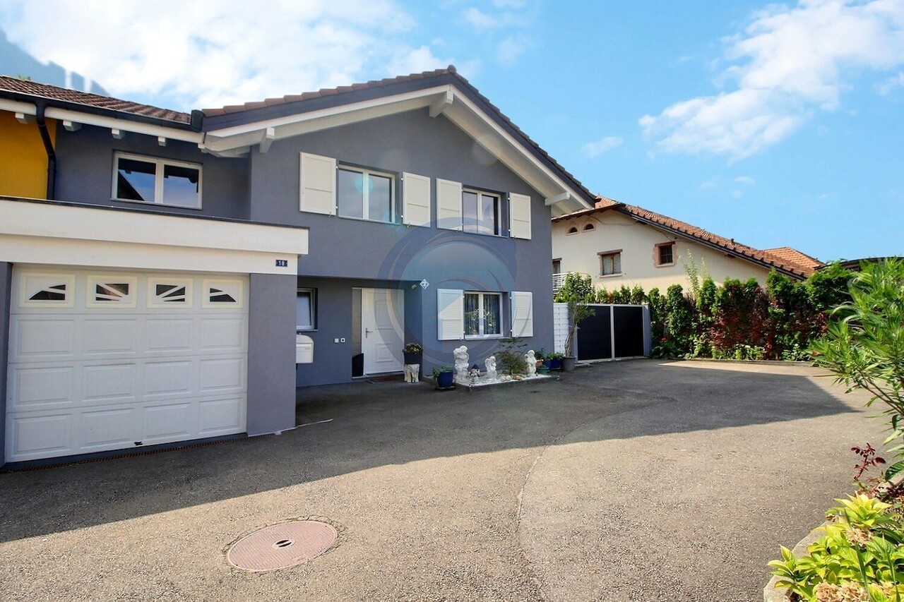 CHARMING 7.5 ROOM TERRACED HOUSE