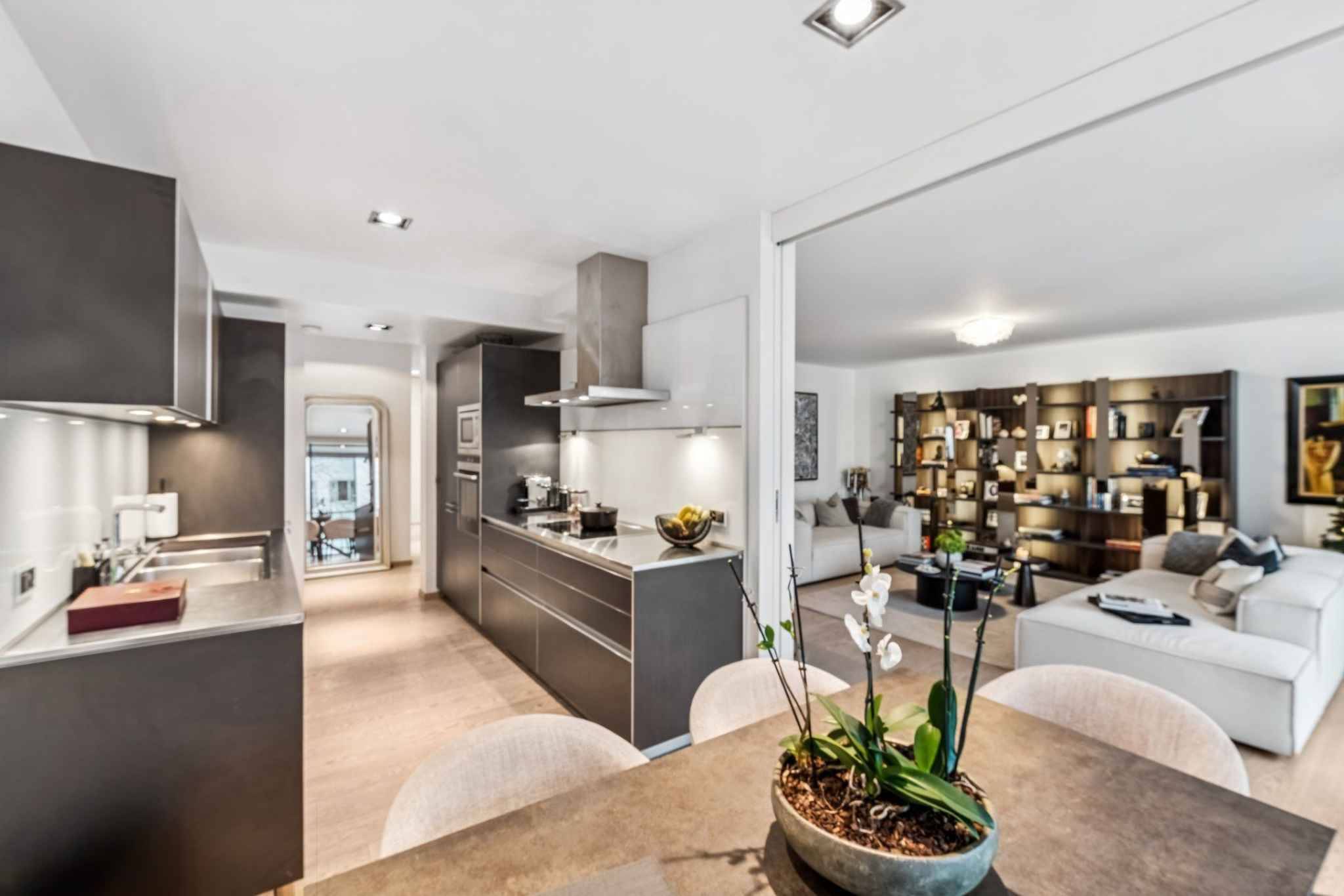 IN EXCLUSIVITY Magnificent apartment in a high standing building